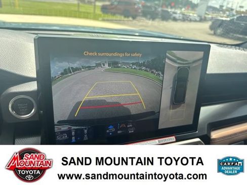 Used 2025 Toyota 4Runner Limited AWD/4WD image 25