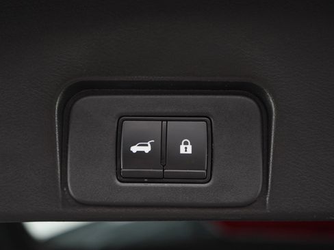 Used 2023 Nissan Rogue SV w/ SV Premium B Package image 17