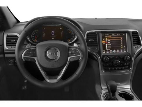 Used 2020 Jeep Grand Cherokee Laredo w/ Security & Convenience Group AWD/4WD image 8