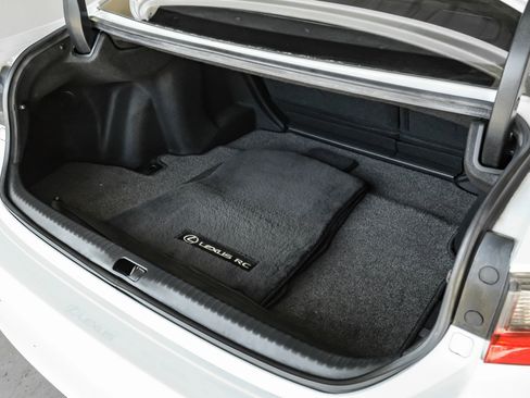 Used 2016 Lexus RC 350 w/ Luxury Package RWD image 42