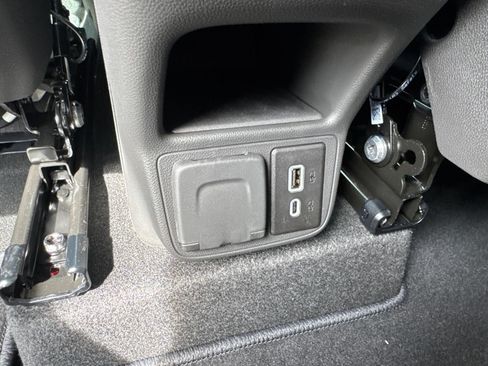 New 2026 Chevrolet TrailBlazer LT w/ Convenience Package FWD image 14
