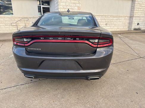 Used 2023 Dodge Charger SXT image 6