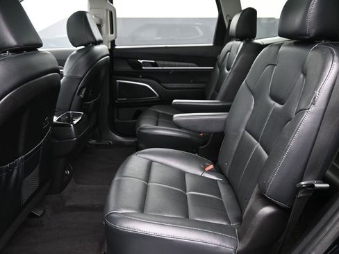 Used 2023 Kia Telluride SX image 10
