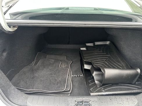 Used 2021 Nissan Sentra SR image 29