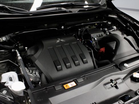 New 2026 Mitsubishi Eclipse Cross SEL image 31