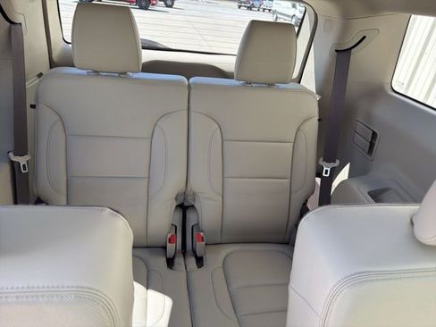Used 2019 GMC Acadia Denali AWD/4WD image 10