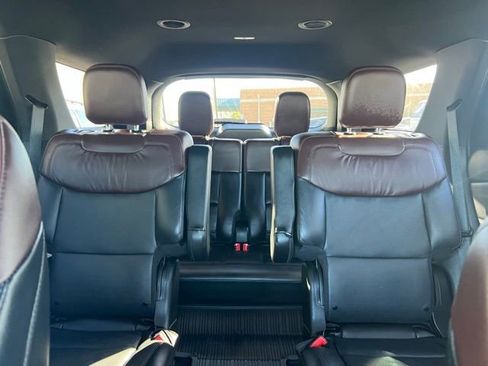 Used 2022 Ford Explorer Platinum w/ Equipment Group 601A image 8