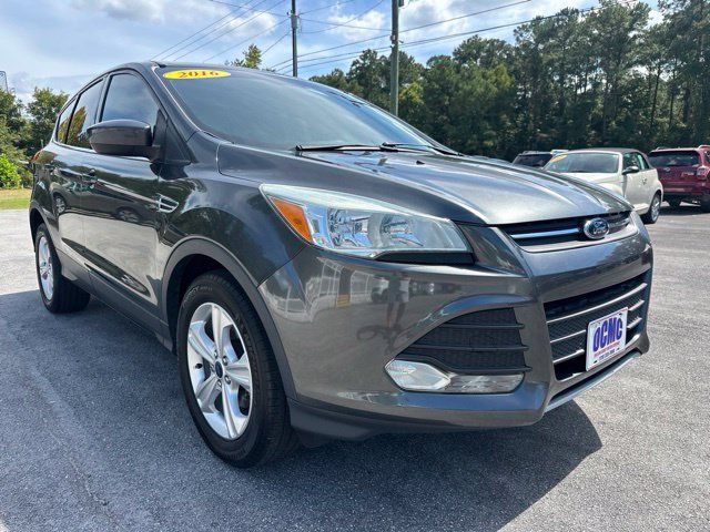 Used 2016 Ford Escape SE FWD image 1