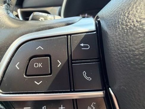 Used 2020 Toyota Highlander Limited AWD/4WD image 14