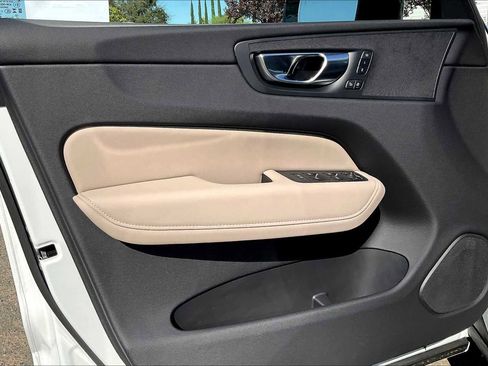 New 2026 Volvo XC60 B5 Plus w/ Protection Package Premier image 24