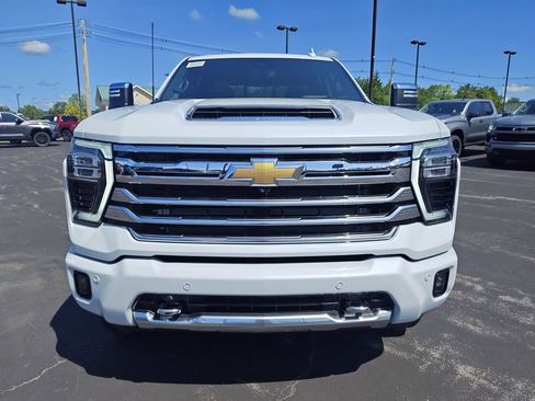 New 2026 Chevrolet Silverado 2500 High Country w/ High Country Premium Package AWD/4WD image 8