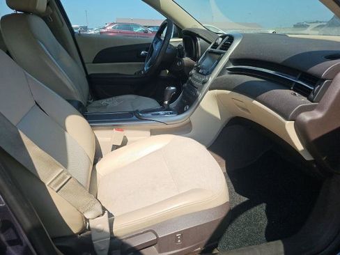 Used 2013 Chevrolet Malibu LT w/ Power Convenience Package image 9