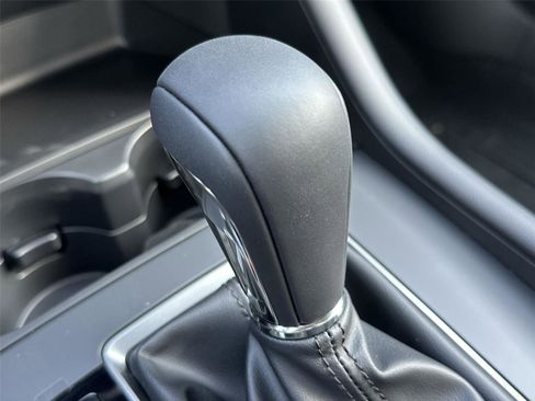 New 2026 MAZDA MAZDA3 2.5 S Sedan w/ Preferred Pkg FWD image 19