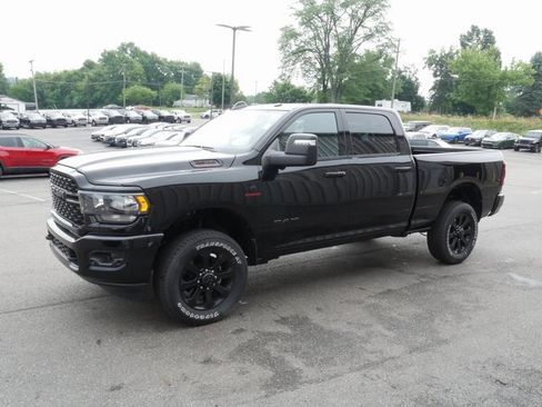 Used 2024 RAM 2500 Big Horn w/ Night Edition image 9