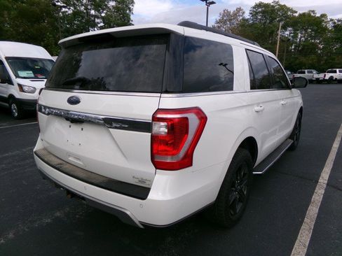 Used 2021 Ford Expedition XLT image 10