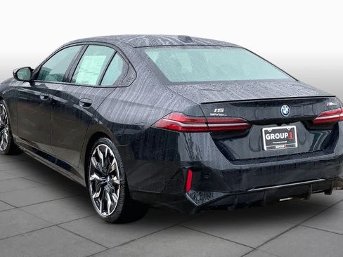 New 2026 BMW i5 M60 AWD/4WD image 11
