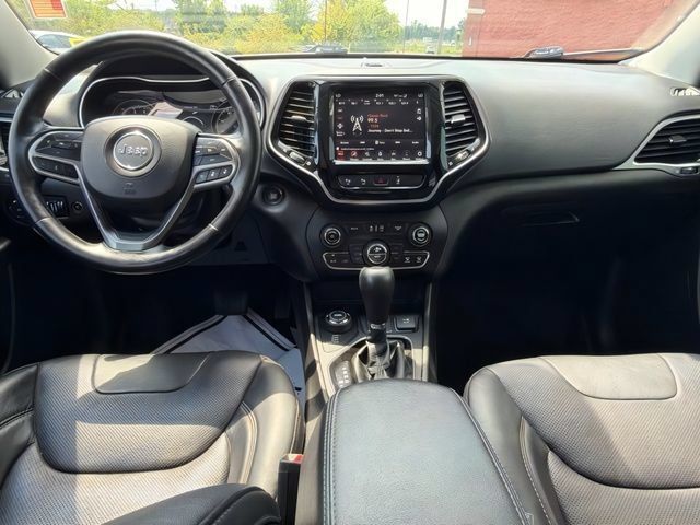 Used 2021 Jeep Cherokee Limited w/ Elite Package AWD/4WD image 18