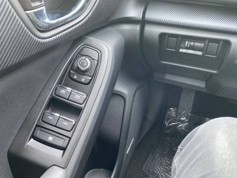 Used 2025 Subaru Crosstrek 2.5i Limited w/ Popular Package #3A image 12