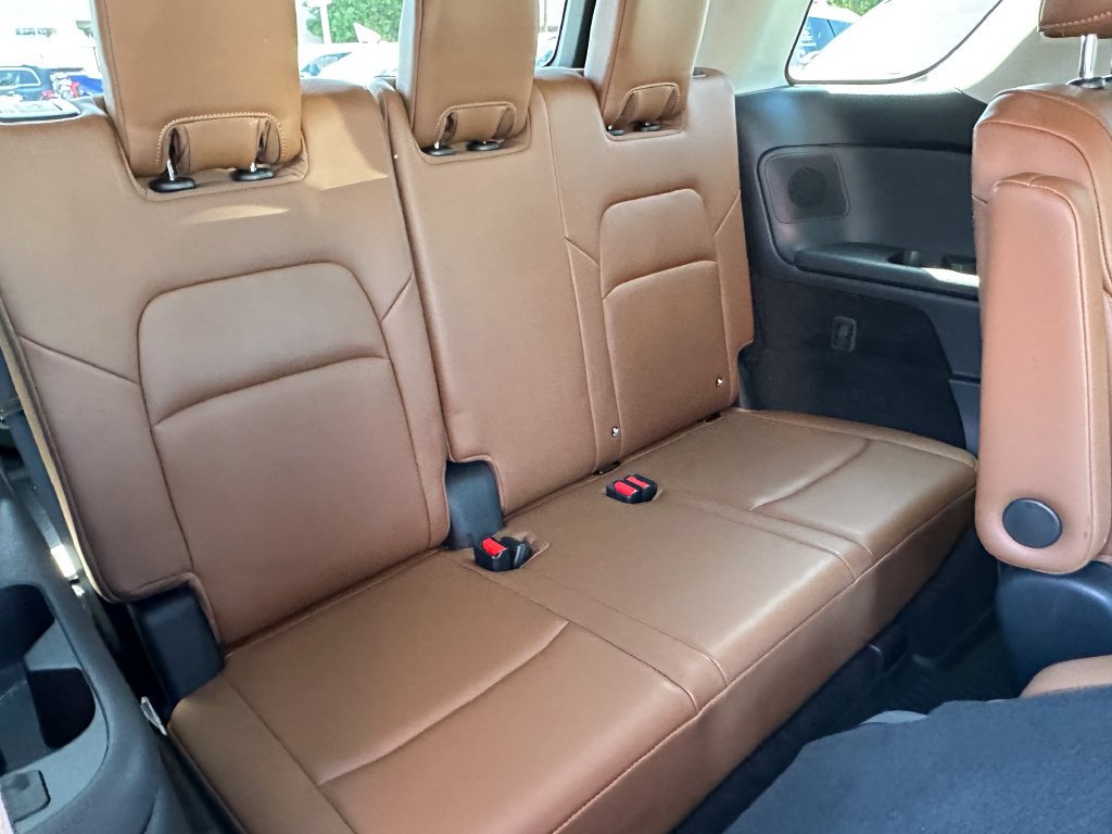Used 2023 Nissan Pathfinder Platinum AWD/4WD image 22