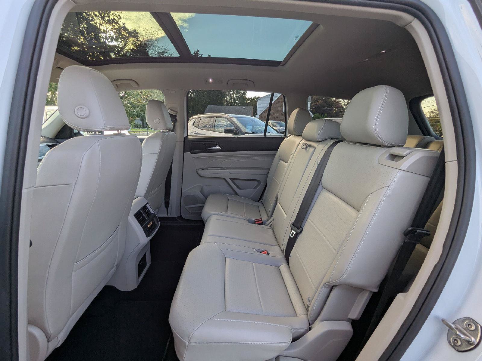 Used 2023 Volkswagen Atlas SE AWD/4WD image 26