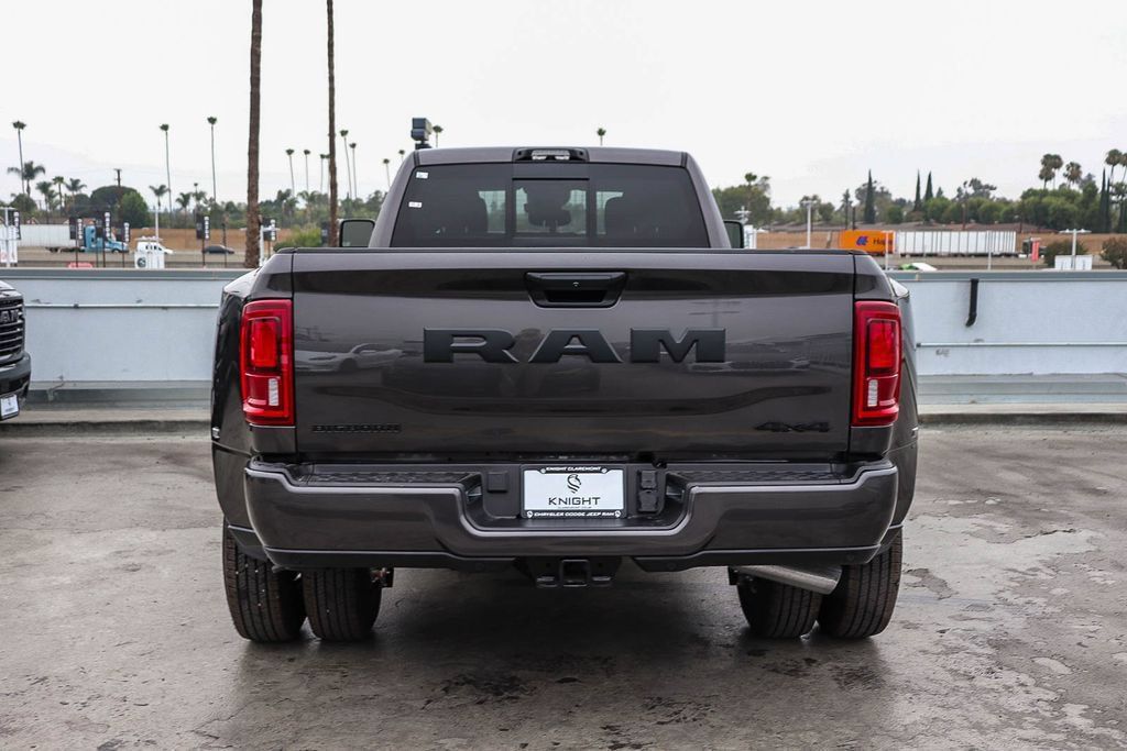 New 2026 RAM 3500 Big Horn AWD/4WD image 8