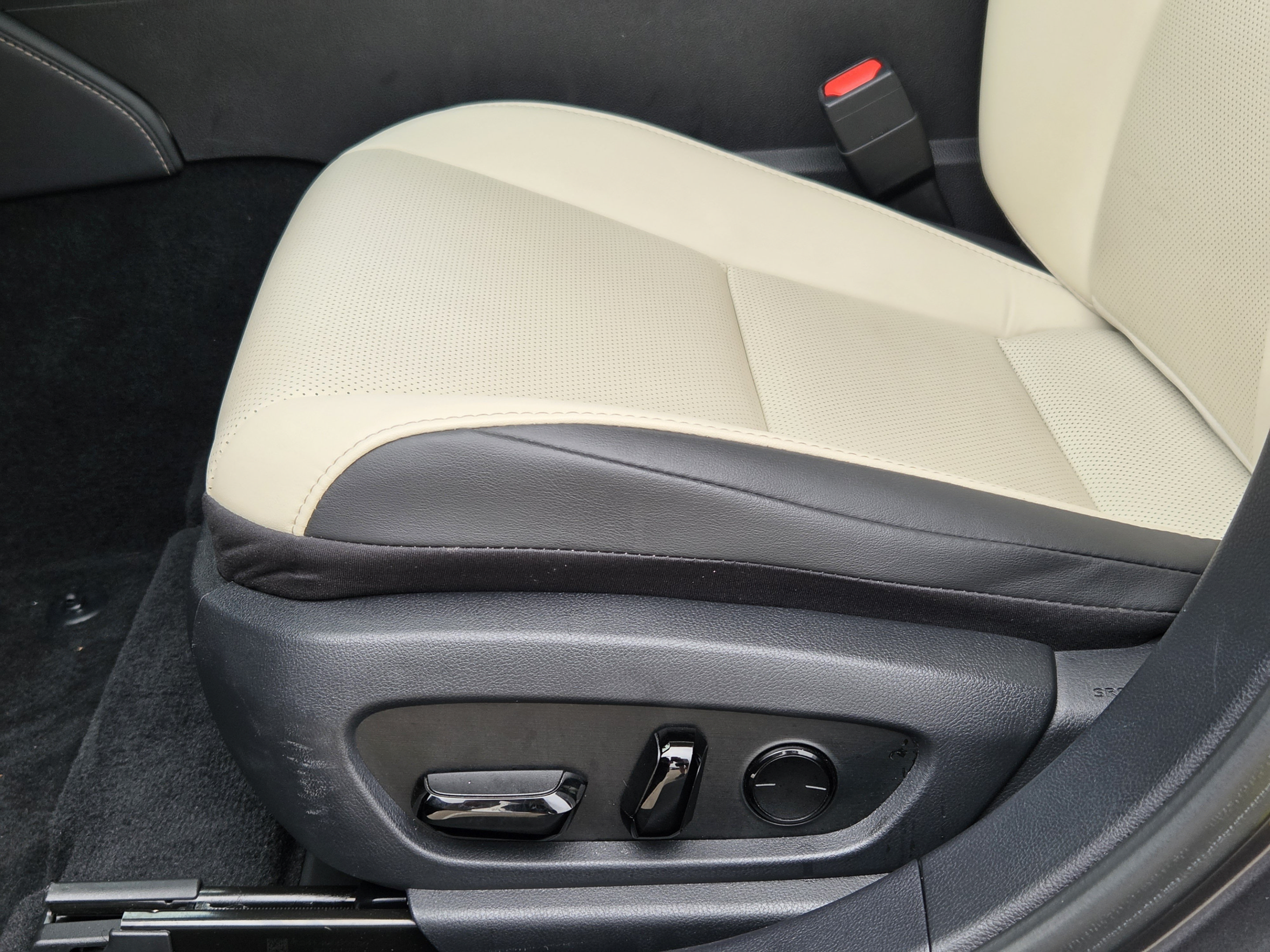 Used 2024 Lexus ES 350 w/ Premium Package FWD image 23