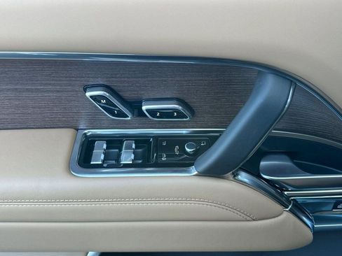 New 2026 Land Rover Range Rover SE AWD/4WD image 8