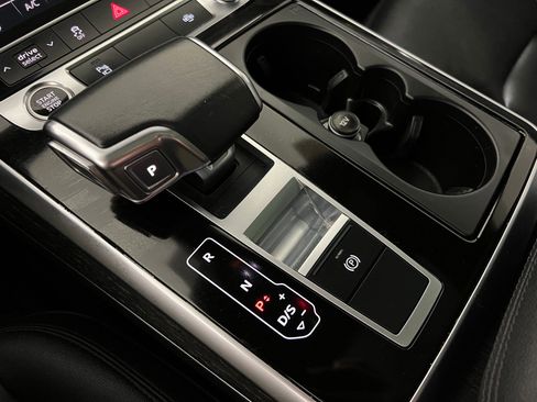 Used 2022 Audi Q7 Premium Plus w/ Premium Plus Package image 28