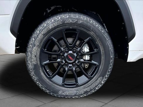 Used 2023 Toyota Tundra SR5 AWD/4WD image 11