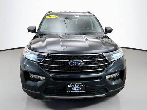 Used 2022 Ford Explorer XLT w/ Equipment Group 202A RWD image 2