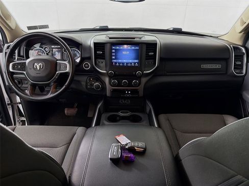 Used 2020 RAM 1500 Big Horn AWD/4WD image 24