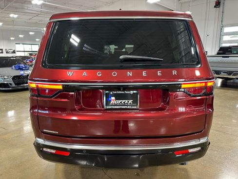 Used 2022 Jeep Wagoneer Series III image 7