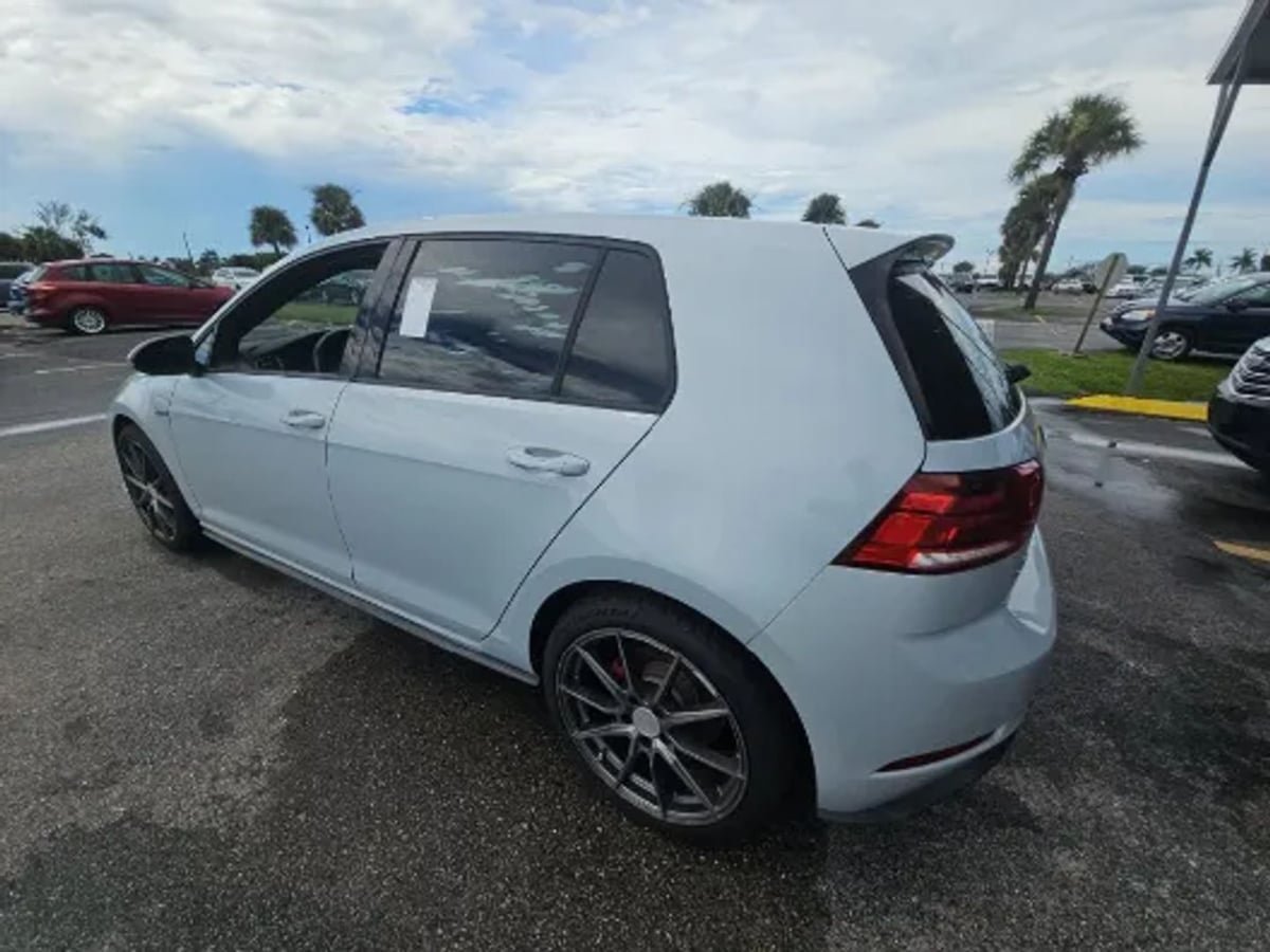 Used 2018 Volkswagen GTI S FWD image 5