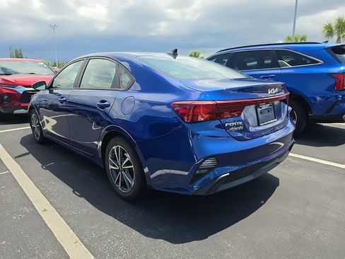Certified 2023 Kia Forte LXS w/ LXS Technology Package FWD image 11