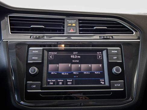 Used 2019 Volkswagen Tiguan S w/ Driver Assistance Package AWD/4WD image 40