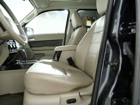 Used 2009 Ford Escape 4WD Hybrid image 17