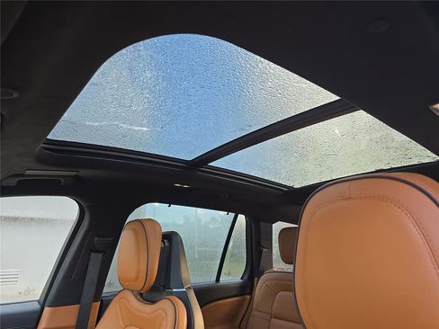 Used 2025 Lincoln Aviator Black Label w/ Jet Appearance Package image 30