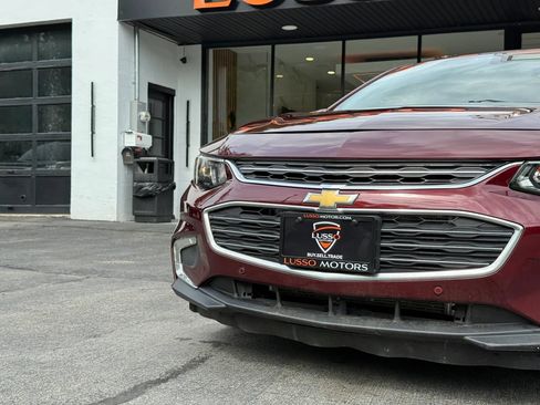 Used 2016 Chevrolet Malibu LT FWD image 35