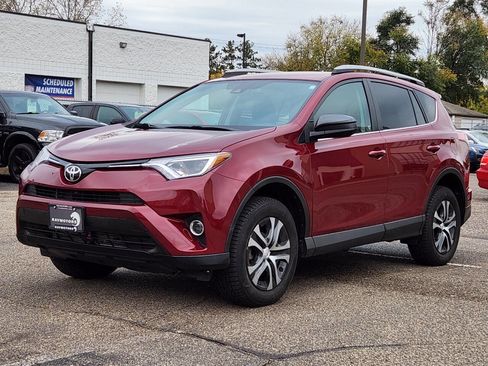 Used 2018 Toyota RAV4 LE w/ All Weather Liner Package image 6