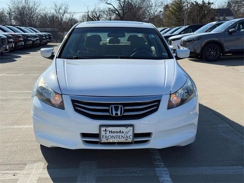 Used 2011 Honda Accord EX-L image 8