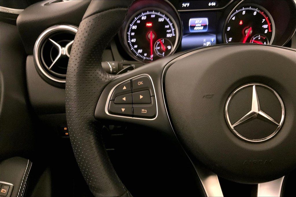 Used 2019 Mercedes-Benz GLA 250 4MATIC image 18