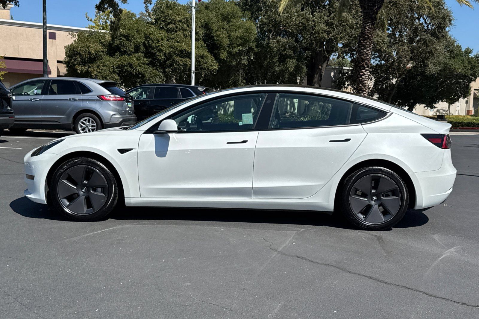 Used 2023 Tesla Model 3 Standard Range RWD image 6