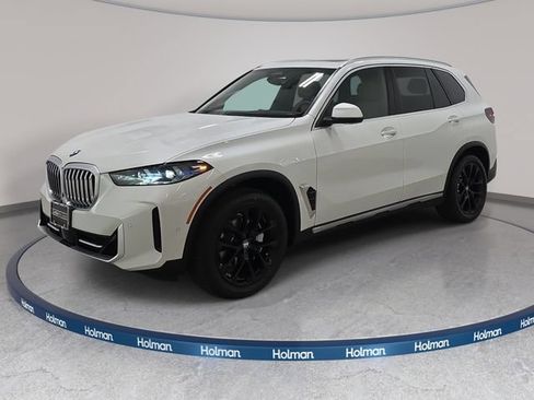 Used 2024 BMW X5 xDrive40i w/ Premium Package AWD/4WD image 1