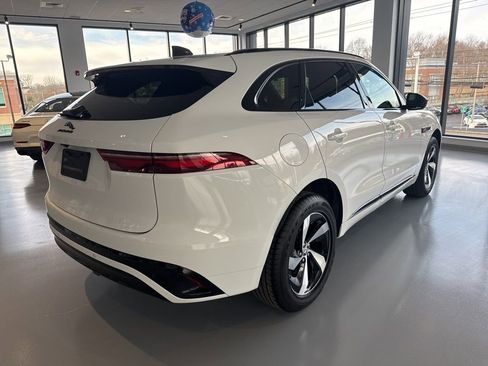 Used 2025 Jaguar F-PACE R-Dynamic S image 13