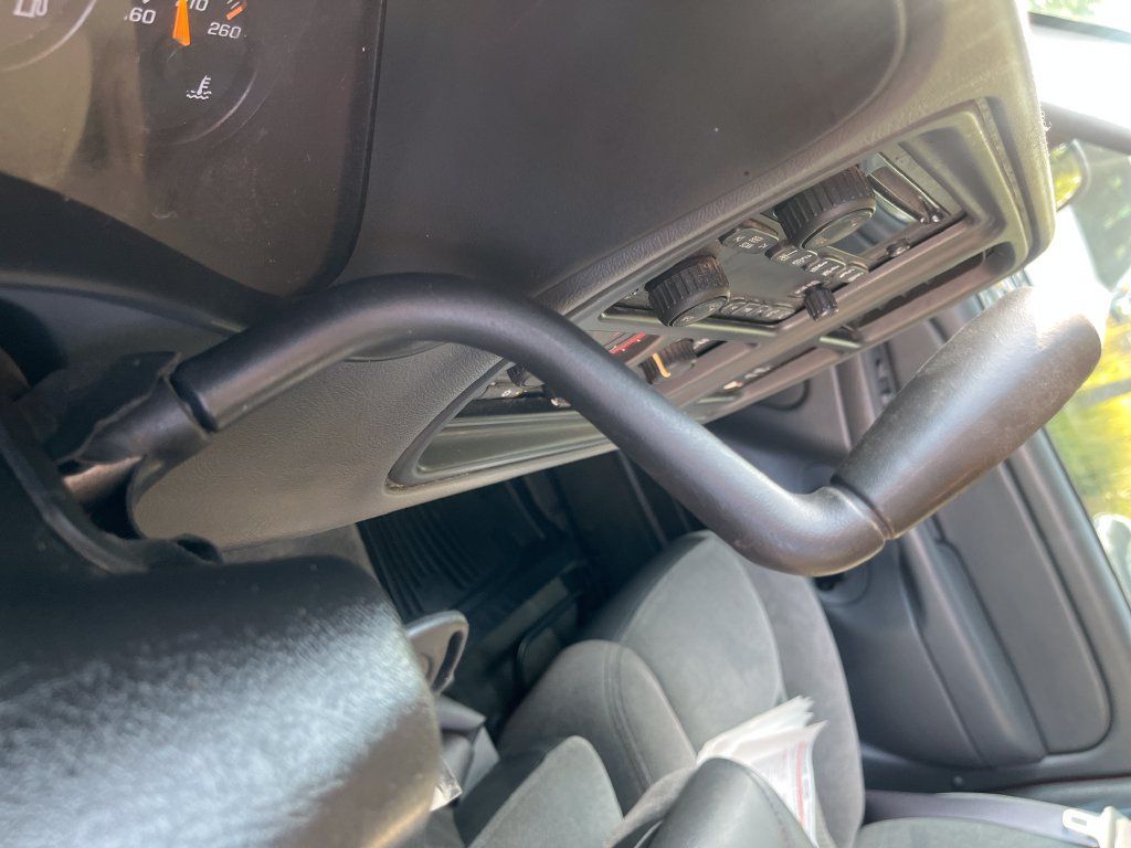 Used 2005 Chevrolet Silverado 2500 LS AWD/4WD image 26