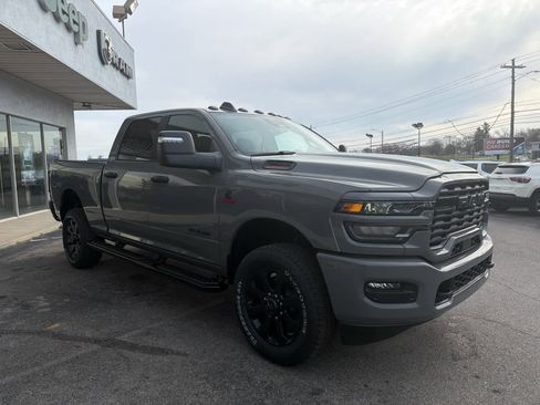 New 2026 RAM 2500 Big Horn AWD/4WD image 5