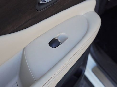 Used 2024 Nissan Murano Platinum w/ Cargo Package image 19