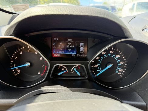 Used 2015 Ford Escape Titanium w/ Equipment Group 301A AWD/4WD image 12