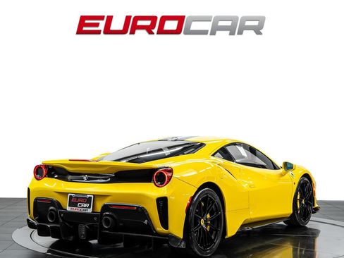 Used 2020 Ferrari 488 Pista Coupe RWD image 5