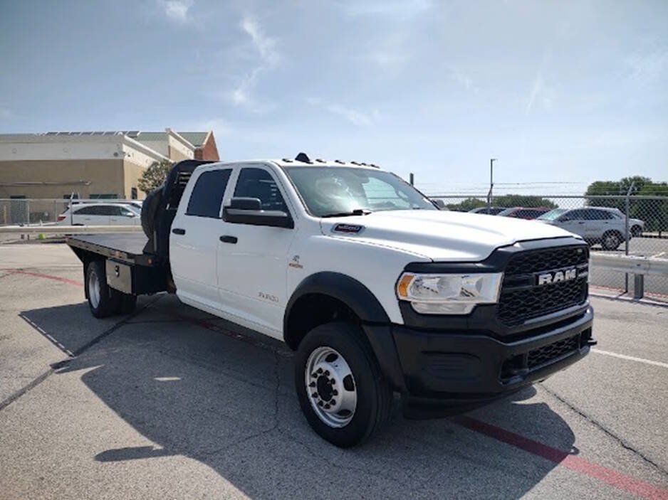 Used 2022 RAM 5500 Tradesman w/ Max Tow Package AWD/4WD image 3